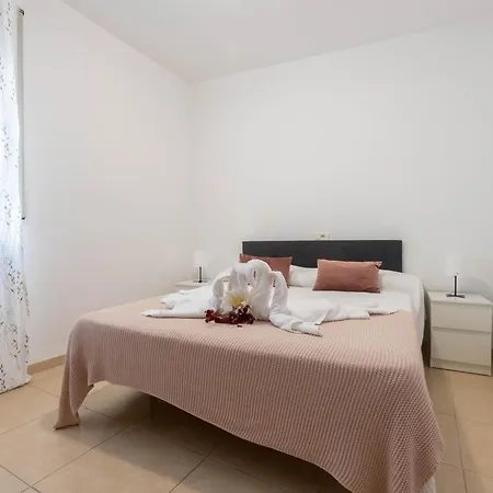 Apartamento Rnet - Madrid 44 Bajo - Turístico En El Corazón De